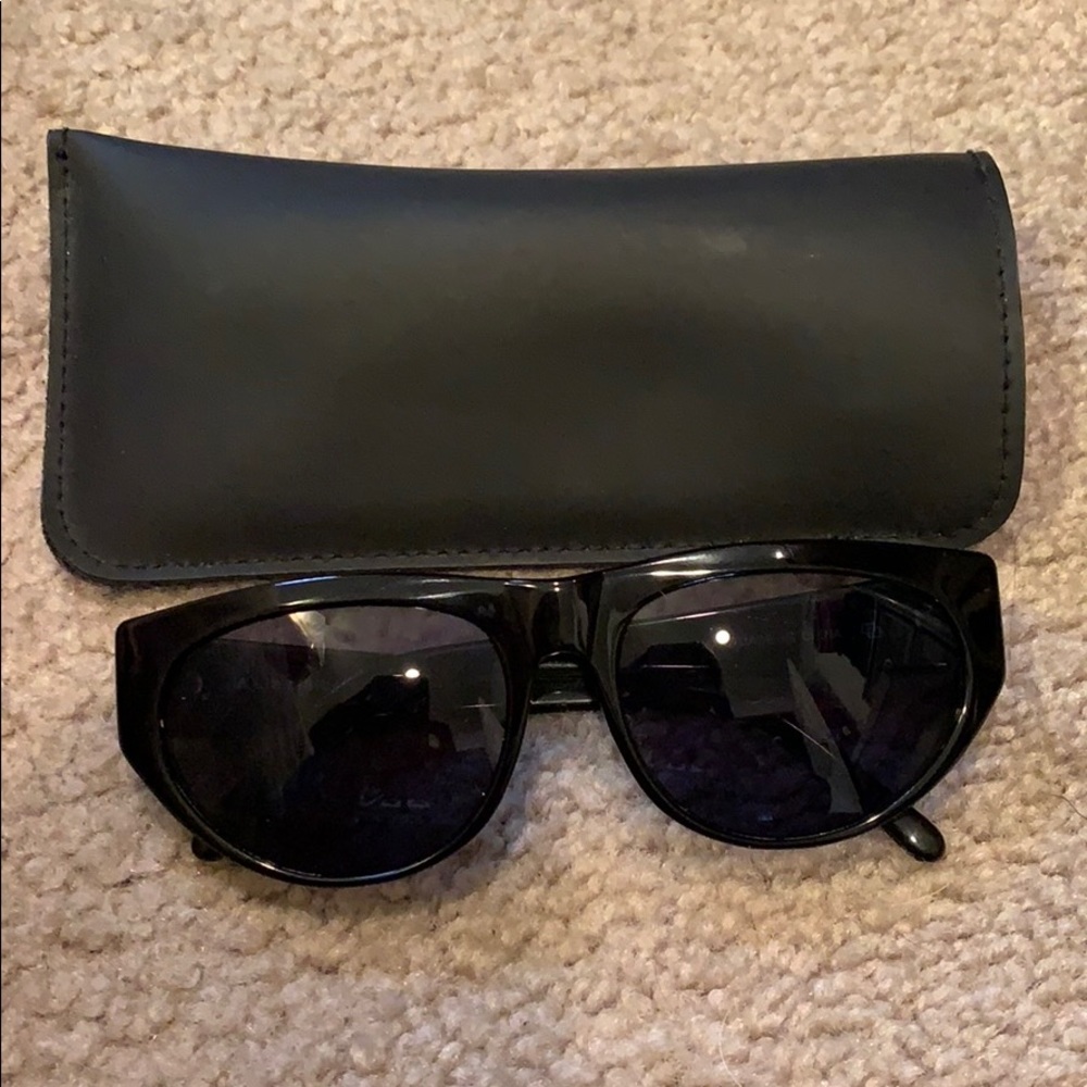 Liz Claiborne sunglasses